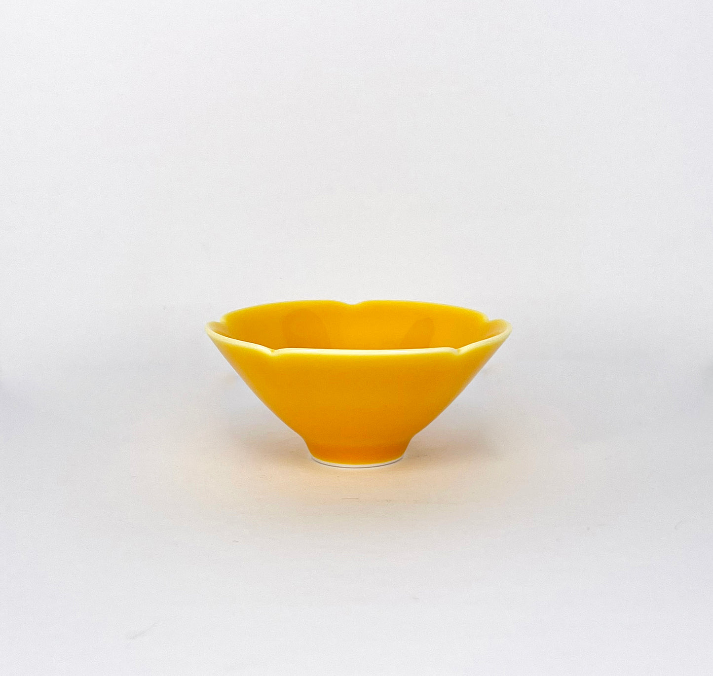 Xiaofangyao: Yellow Glaze Paired Sunflower Cup|晓芳窑:黄釉葵口盏杯对杯