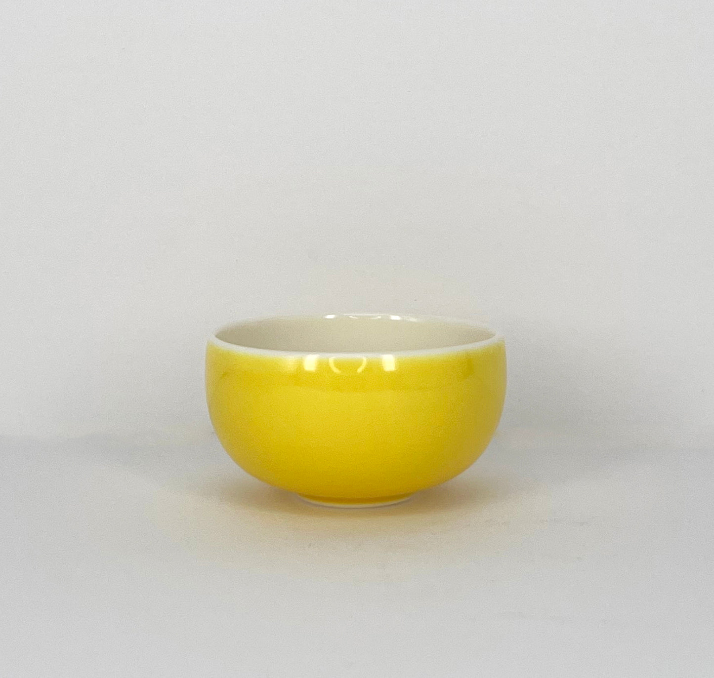 Xiaofangyao: Yellow Paired Round Cup|晓芳窑:乳黄小圆口对杯