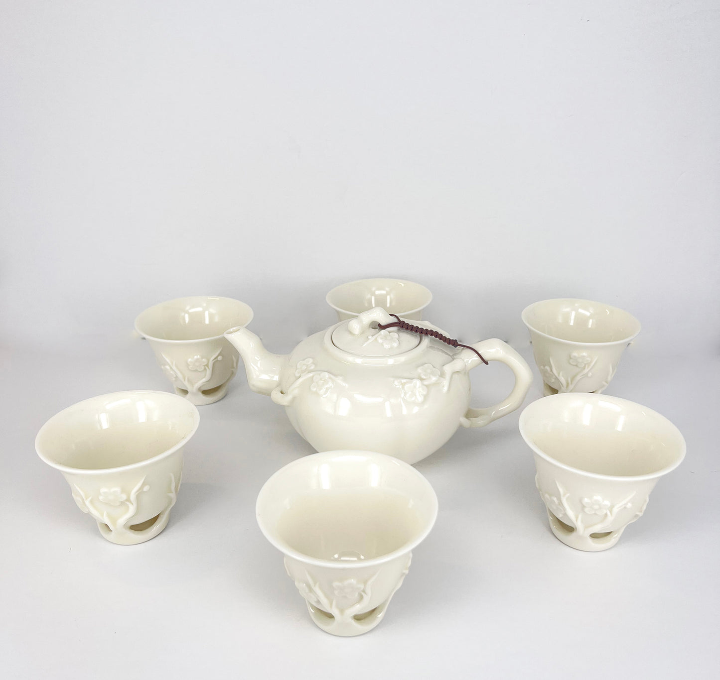 Xiaofangyao: White Glaze Teaware Set｜晓芳窑：甜白釉壶组